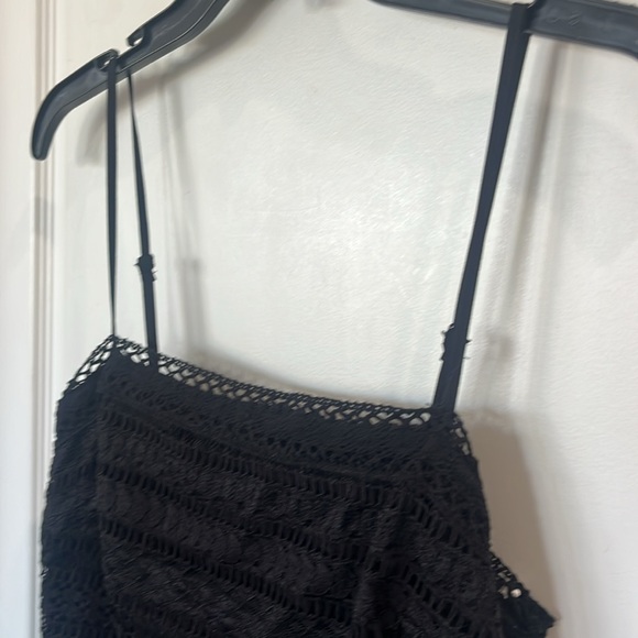 EUC lulus black lace mid length lined spaghetti strap party/prom fancy dress - Picture 4 of 9